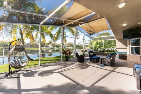 Villa ou maison à vendre à Miramar, Floride: 3 chambres, 168.62 m2 № 2004717 - photo 24