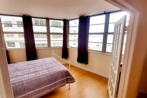 Copropriété à louer à Miami, Floride: 2 chambres, 91.97 m2 № 1921778 - photo 19