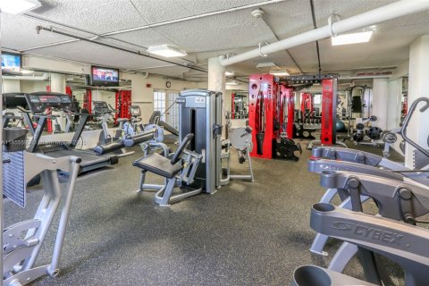 Copropriété à louer à Miami, Floride: 2 chambres, 91.97 m2 № 1921778 - photo 6