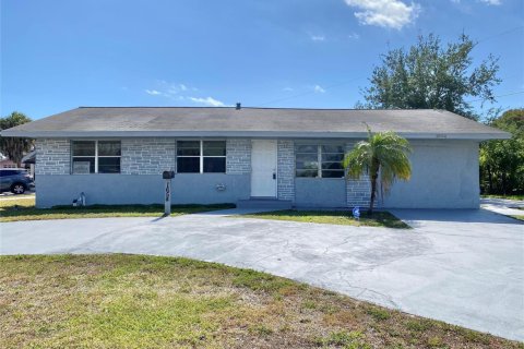 House in West Palm Beach, Florida 3 bedrooms, 125.6 sq.m. № 2182016 - photo 13