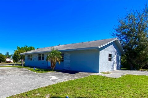 House in West Palm Beach, Florida 3 bedrooms, 125.6 sq.m. № 2182016 - photo 16