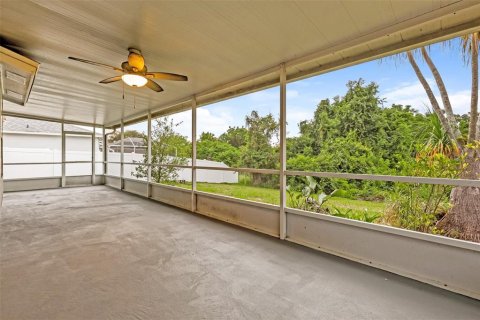 Villa ou maison à vendre à Valrico, Floride: 3 chambres, 138.98 m2 № 2275773 - photo 18