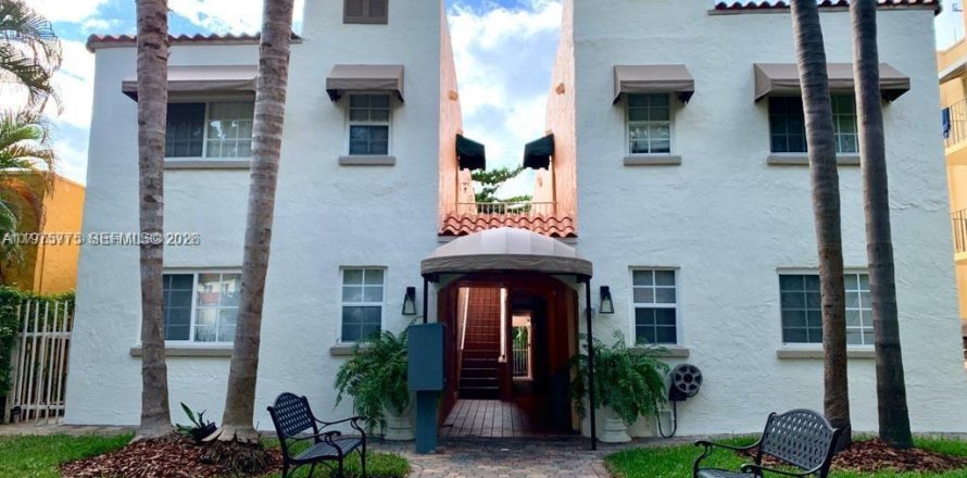 Appartement à Coral Gables, Floride 1 chambre, 54.35 m2 № 2038325