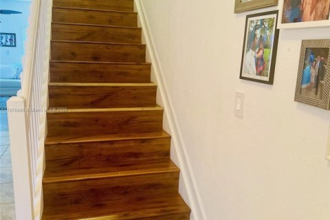 Adosado en alquiler en Cutler Bay, Florida, 2 dormitorios, 135.45 m2 № 1923789 - foto 20