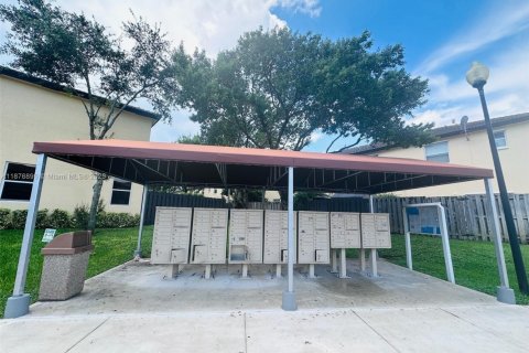 Adosado en alquiler en Cutler Bay, Florida, 2 dormitorios, 135.45 m2 № 1923789 - foto 28