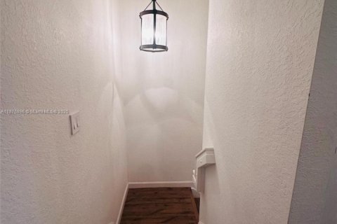Adosado en alquiler en Cutler Bay, Florida, 2 dormitorios, 135.45 m2 № 1923789 - foto 19