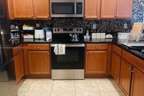 Adosado en alquiler en Cutler Bay, Florida, 2 dormitorios, 135.45 m2 № 1923789 - foto 10