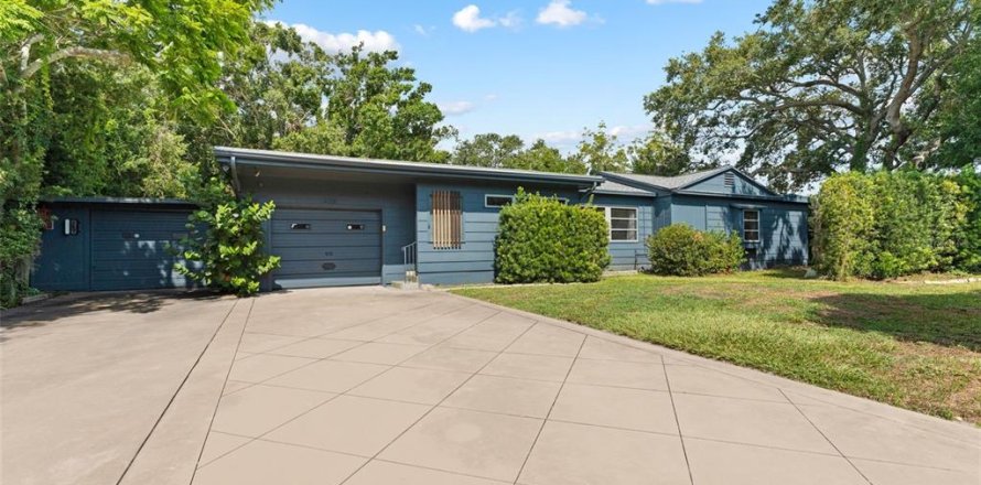Villa ou maison à Saint Petersburg, Floride 2 chambres, 154.78 m2 № 1904323