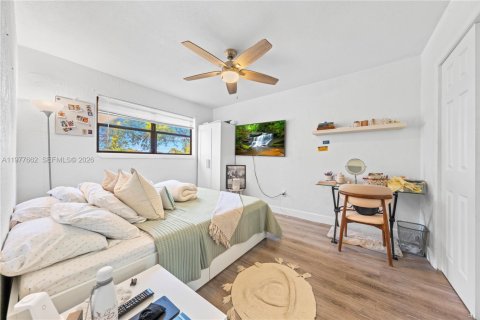 Снять в аренду виллу или дом в Майами-Шорс, Флорида 2 спальни, 163.51м2, № 2043700 - фото 7