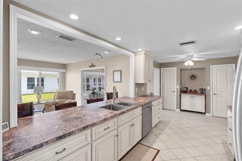 Copropriété à vendre à Pinellas Park, Floride: 2 chambres, 164.99 m2 № 1833111 - photo 16