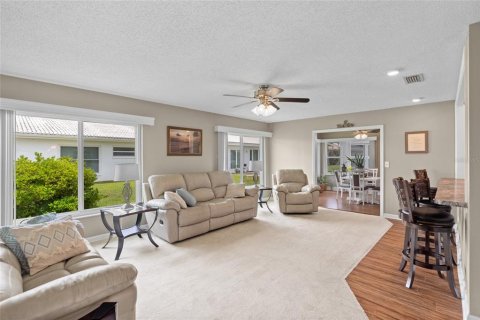 Copropriété à vendre à Pinellas Park, Floride: 2 chambres, 164.99 m2 № 1833111 - photo 9