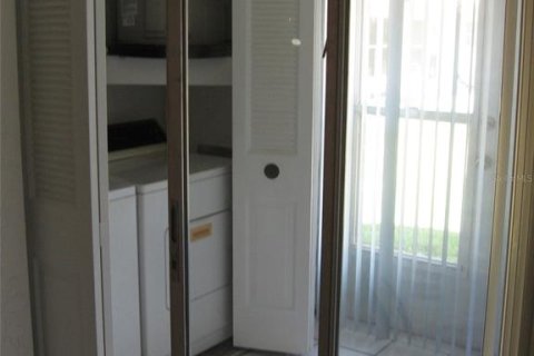 House in Clearwater, Florida 2 bedrooms, 86.86 sq.m. № 2219297 - photo 8