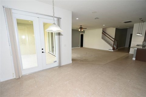 Casa en alquiler en Orlando, Florida, 6 dormitorios, 533.44 m2 № 1911651 - foto 14