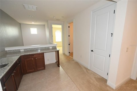 Casa en alquiler en Orlando, Florida, 6 dormitorios, 533.44 m2 № 1911651 - foto 30