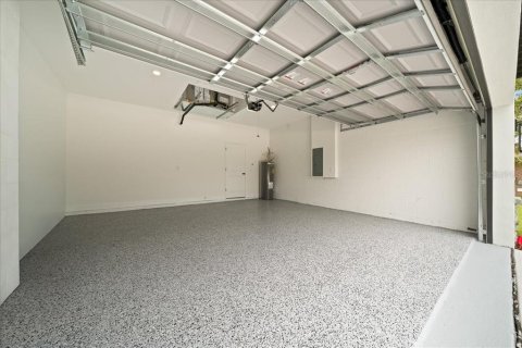 Villa ou maison à vendre à Weeki Wachee, Floride: 4 chambres, 191.47 m2 № 2197174 - photo 30
