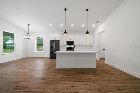 Villa ou maison à vendre à Weeki Wachee, Floride: 4 chambres, 191.47 m2 № 2197174 - photo 16