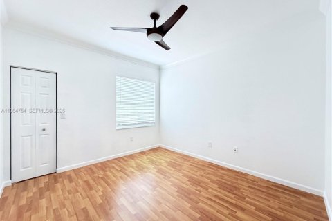 Adosado en alquiler en Pembroke Pines, Florida, 3 dormitorios, 129.88 m2 № 2029456 - foto 19