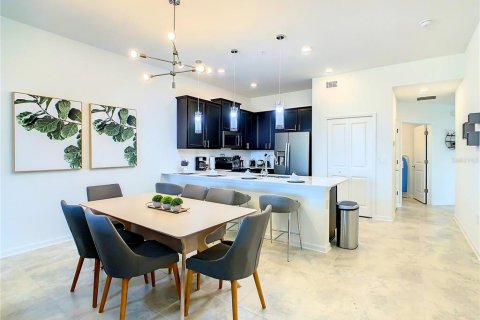 Condominio en alquiler en Davenport, Florida, 2 dormitorios, 128.95 m2 № 1903420 - foto 13