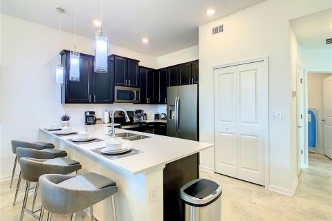 Condominio en alquiler en Davenport, Florida, 2 dormitorios, 128.95 m2 № 1903420 - foto 6