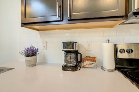 Condominio en alquiler en Davenport, Florida, 2 dormitorios, 128.95 m2 № 1903420 - foto 10