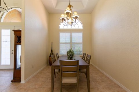 House in Sarasota, Florida 3 bedrooms, 247.49 sq.m. № 2352343 - photo 26