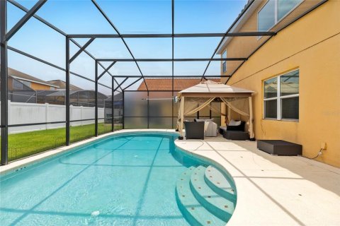 House in Kissimmee, Florida 6 bedrooms, 267 sq.m. № 2236439 - photo 2