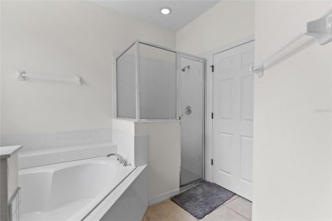 House in Kissimmee, Florida 6 bedrooms, 267 sq.m. № 2236439 - photo 19