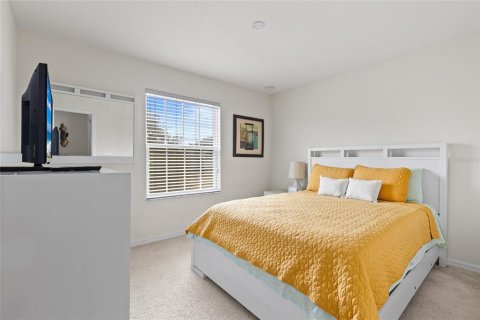 House in Kissimmee, Florida 6 bedrooms, 267 sq.m. № 2236439 - photo 29