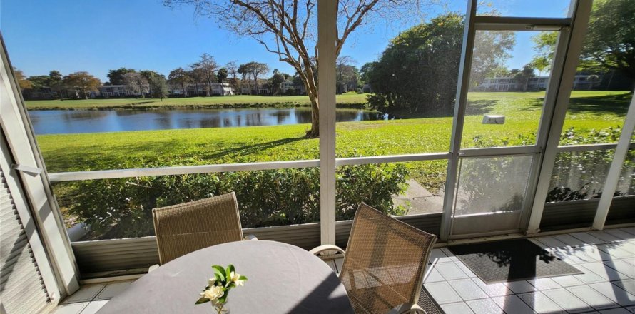 Condo in Pompano Beach, Florida, 3 bedrooms № 2249594