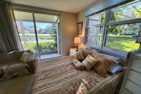 Condo in Pompano Beach, Florida, 3 bedrooms № 2249594 - photo 20