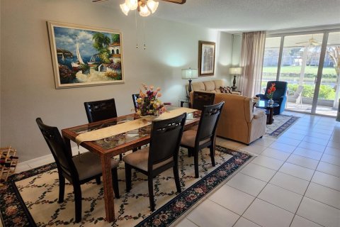 Condo in Pompano Beach, Florida, 3 bedrooms № 2249594 - photo 7