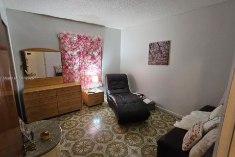 Купить виллу или дом в Хомстед, Флорида 4 спальни, 194.54м2, № 1971496 - фото 5