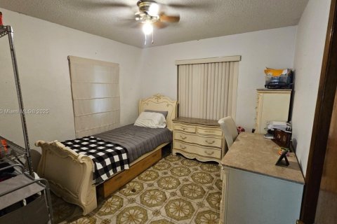 Купить виллу или дом в Хомстед, Флорида 4 спальни, 194.54м2, № 1971496 - фото 8