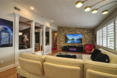 House in Orlando, Florida 3 bedrooms, 171.4 sq.m. № 1375156 - photo 25