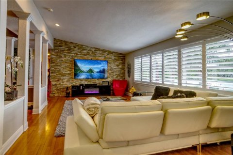 House in Orlando, Florida 3 bedrooms, 171.4 sq.m. № 1375156 - photo 26
