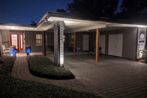 House in Orlando, Florida 3 bedrooms, 171.4 sq.m. № 1375156 - photo 11