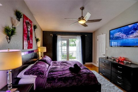 House in Orlando, Florida 3 bedrooms, 171.4 sq.m. № 1375156 - photo 6
