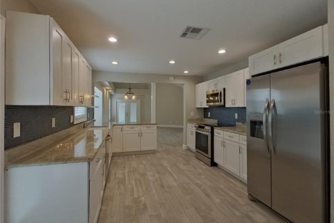 Casa en alquiler en Safety Harbor, Florida, 3 dormitorios, 190.91 m2 № 1901675 - foto 5