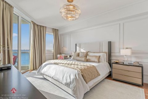 Condo in Sunny Isles Beach, Florida, 3 bedrooms  № 2013797 - photo 10