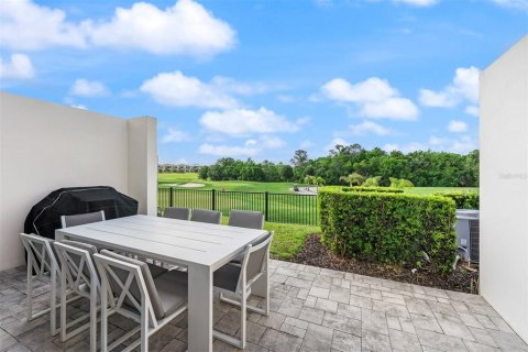 Townhouse in Four Corners, Florida 3 bedrooms, 158.31 sq.m. № 2114941 - photo 15