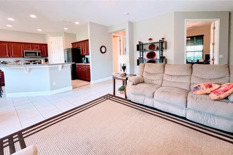 Casa en venta en Poinciana, Florida, 2 dormitorios, 143.81 m2 № 1904830 - foto 3