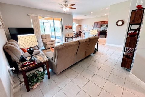Casa en venta en Poinciana, Florida, 2 dormitorios, 143.81 m2 № 1904830 - foto 5