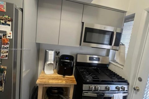 Copropriété à vendre à Miami Beach, Floride: 40.88 m2 № 1871483 - photo 15