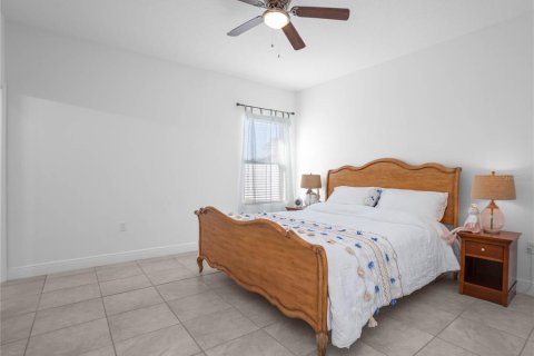 House in Ocala, Florida 4 bedrooms, 146.6 sq.m. № 1547870 - photo 9