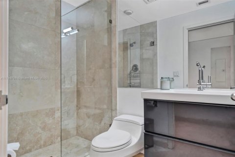 Copropriété à louer à Miami Beach, Floride: 2 chambres, 132.76 m2 № 2077327 - photo 28