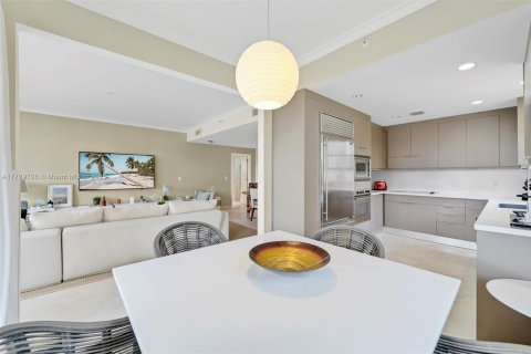 Copropriété à louer à Miami Beach, Floride: 2 chambres, 132.76 m2 № 2077327 - photo 12