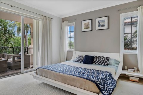 Copropriété à louer à Miami Beach, Floride: 2 chambres, 132.76 m2 № 2077327 - photo 16