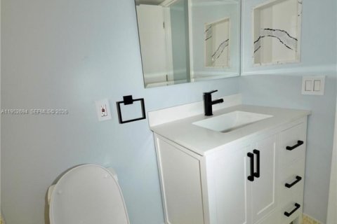 Снять в аренду кондоминиум в Санрайз, Флорида 1 спальня, 86.68м2, № 2008572 - фото 12