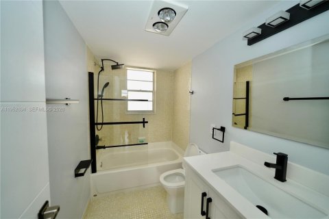 Снять в аренду кондоминиум в Санрайз, Флорида 1 спальня, 86.68м2, № 2008572 - фото 11