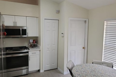 Casa en alquiler en Clermont, Florida, 4 dormitorios, 137.59 m2 № 1750866 - foto 3